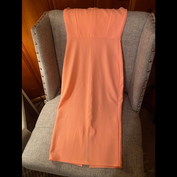 Dress - Picture 5 of 6